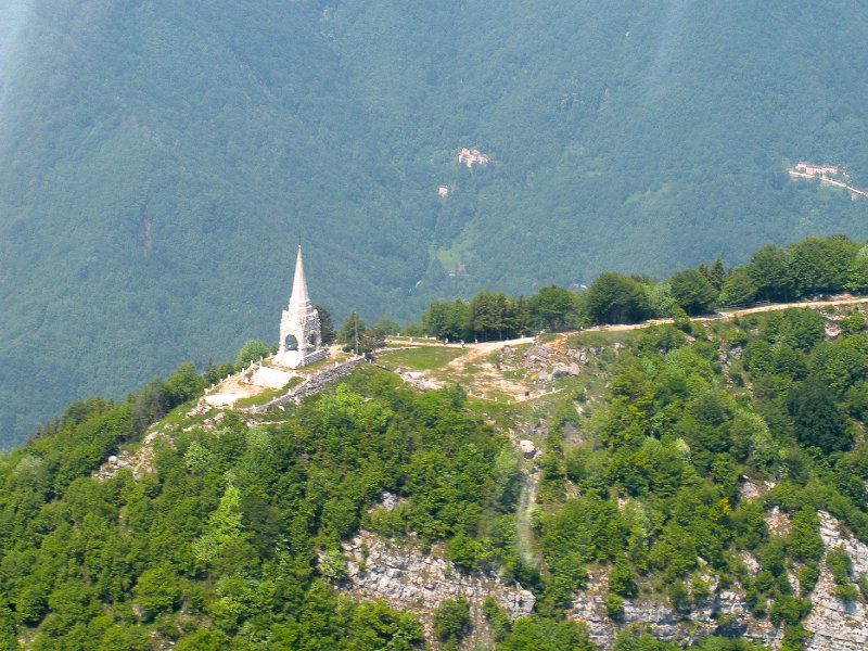 DSCN5491.JPG - Ossario di Tonezza del Cimone (Monte Cimone)