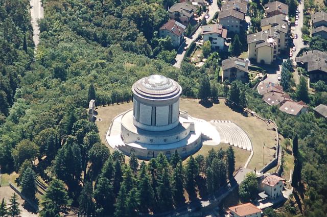 DSC_2237.JPG - Monumento ai Caduti a Rovereto