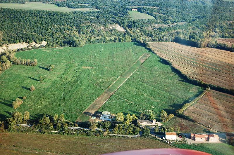 Chiusdino_2.JPG - Campo volo di Chiusdino